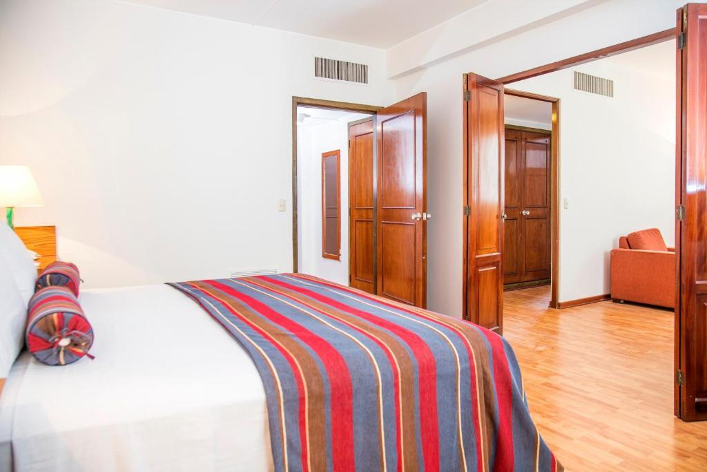 San Agustin Riviera Hotel Lima Buitenkant foto
