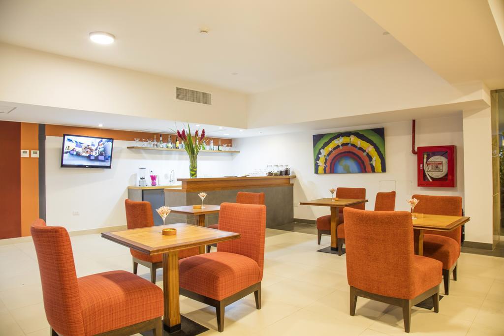 San Agustin Riviera Hotel Lima Buitenkant foto